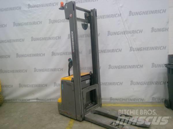 Jungheinrich EJC 220 Ročni električni viličar