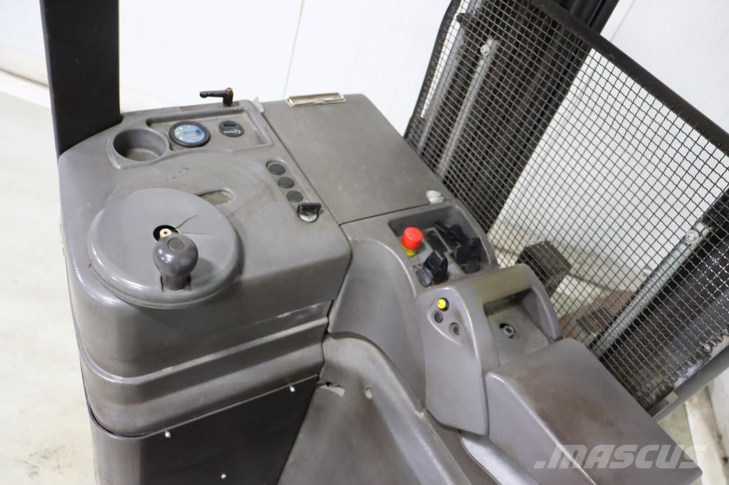 Nissan AJN160 Viličarji s pomičnim teleskopom