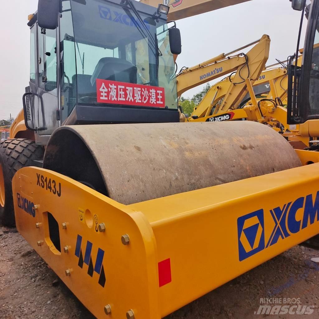 XCMG XS143J Enojni valjarji