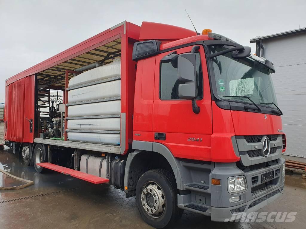 Ditch Witch JT 20 Oprema za vodoravno smerno vrtanje