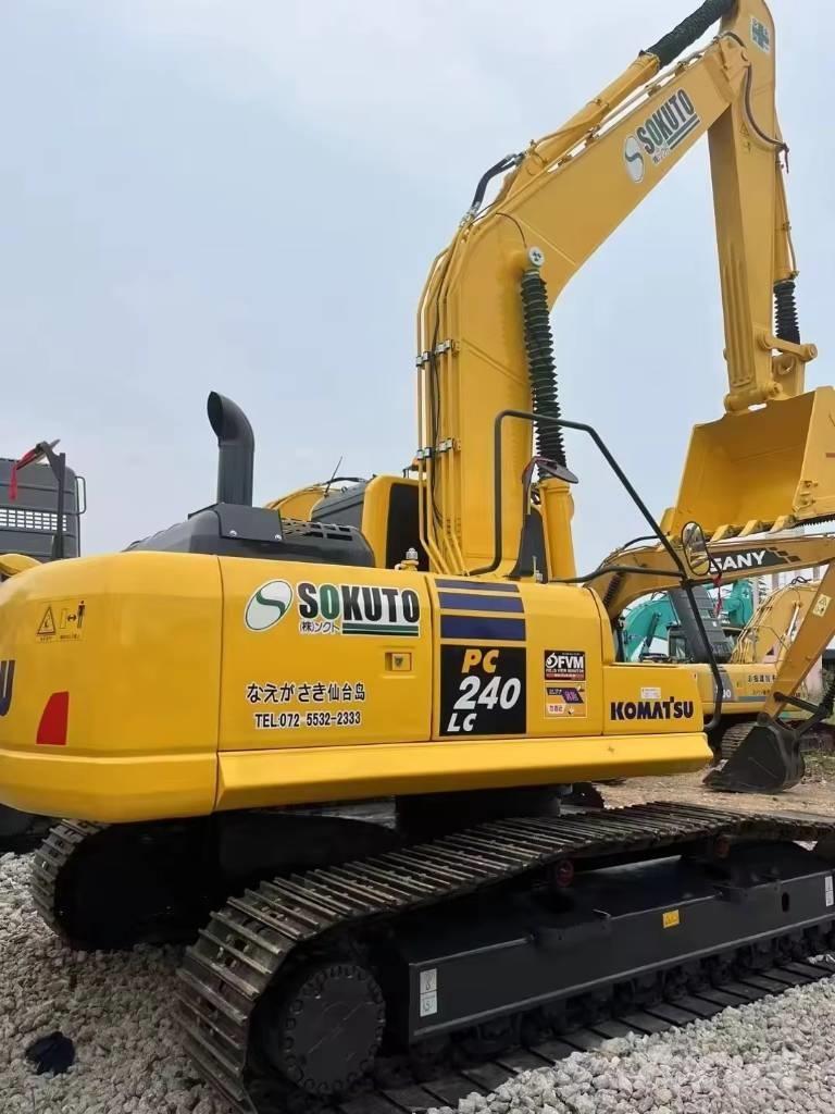 Komatsu PC 240 Bagri goseničarji