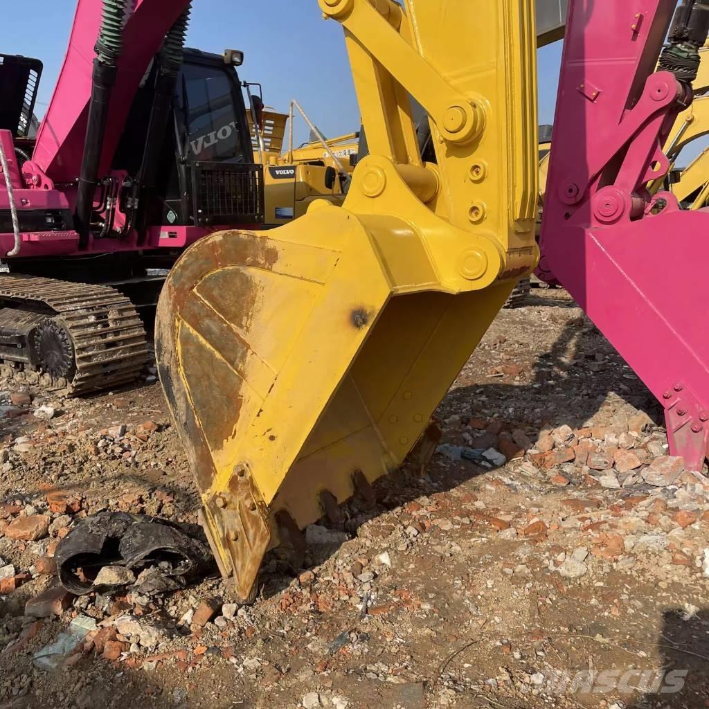 Komatsu PC 240 Bagri goseničarji