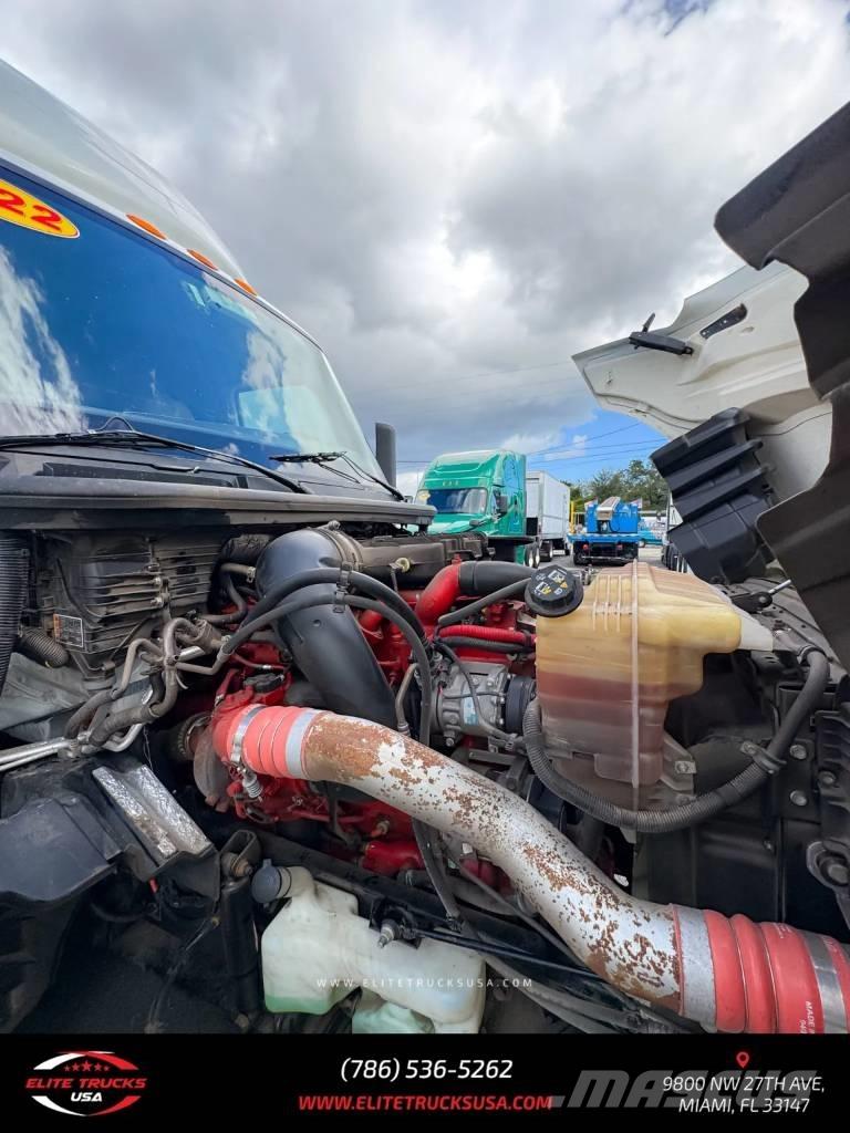 International LT Vlačilci