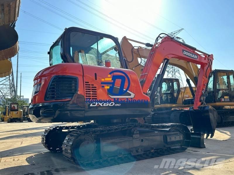 Doosan DX 60 Mini bagri <7t