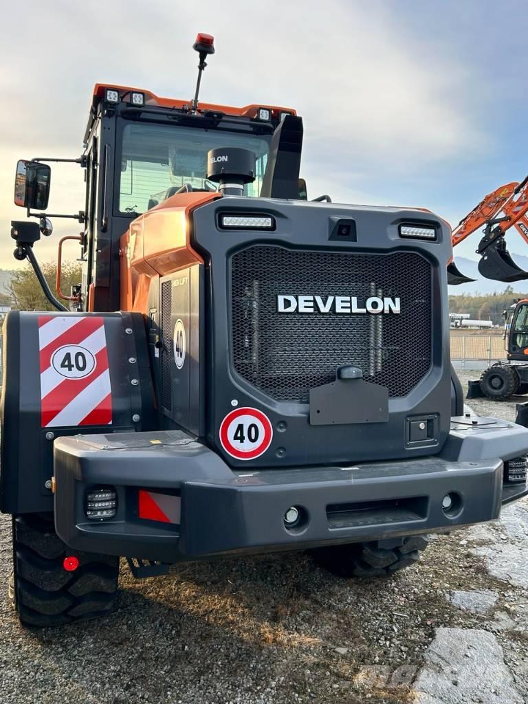 Develon DL 250-7 Kolesni nakladalci