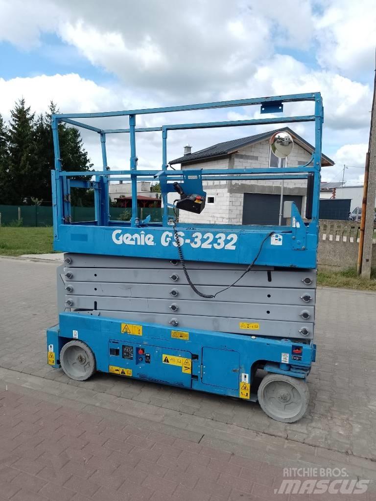 Genie GS 3232 Škarjaste dvižne ploščadi
