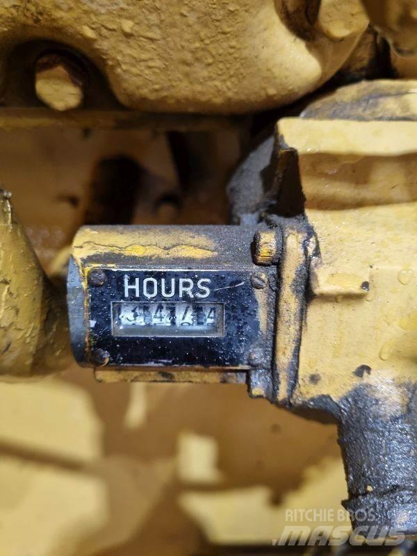 CAT D353E Motorji