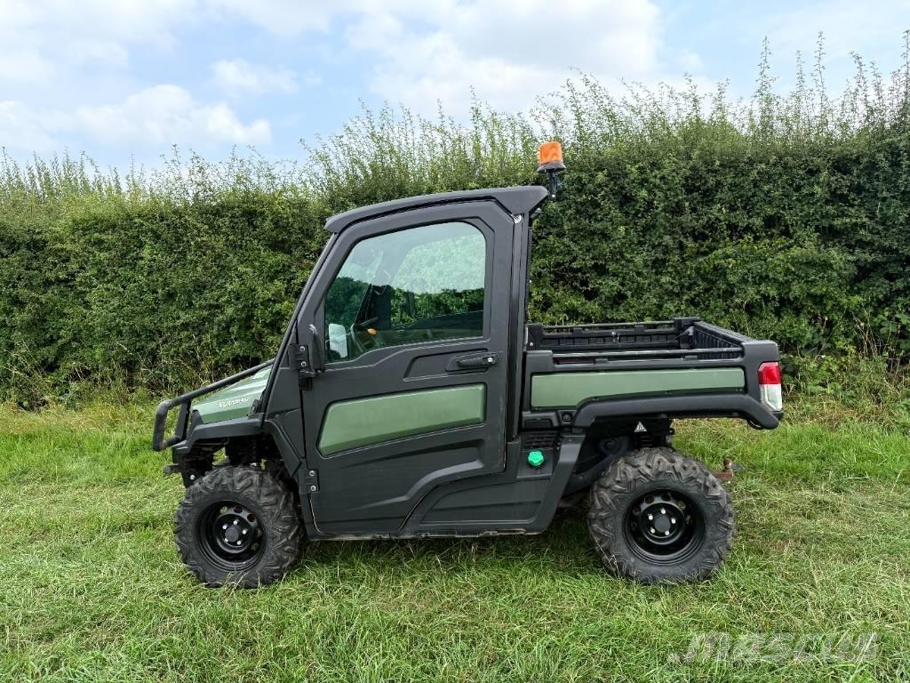 John Deere XUV 865 Pomožni stroji
