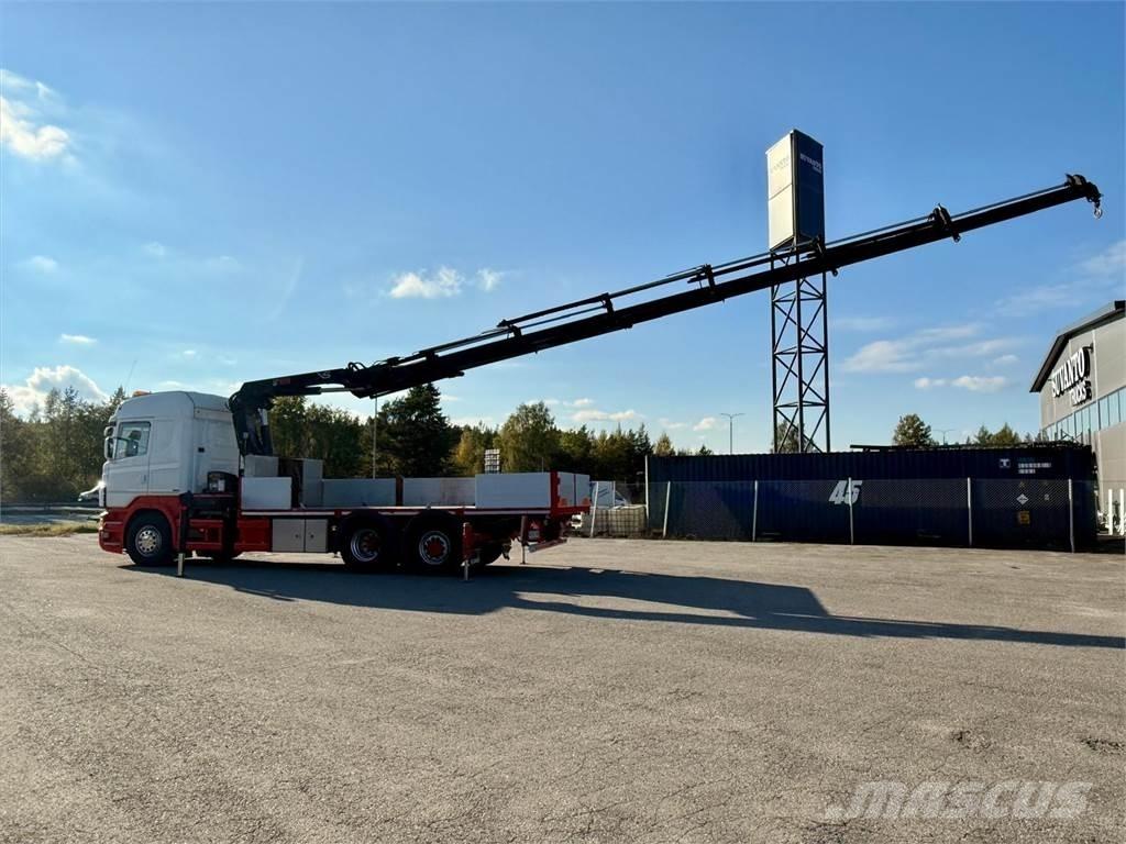 Scania R 500 Tovornjaki z žerjavom