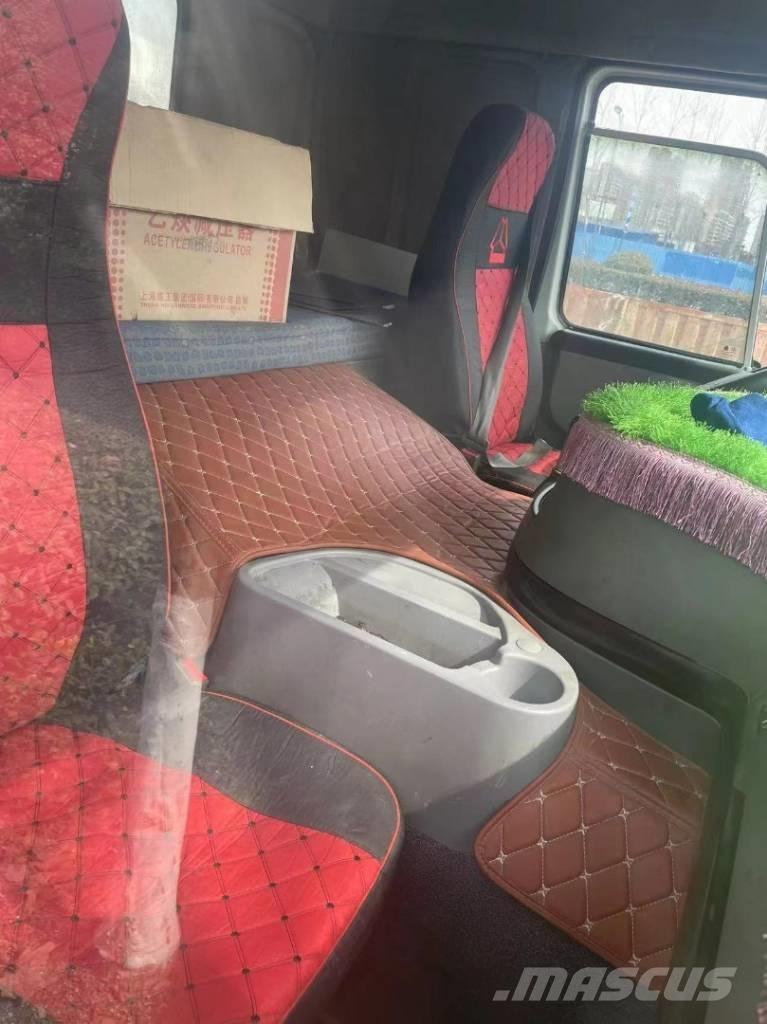 Howo 371 8x4 Kiper tovornjaki