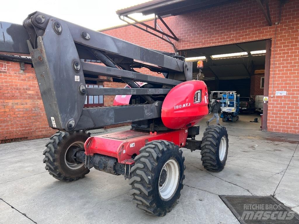 Manitou 180 ATJ Zglobne dvižne ploščadi
