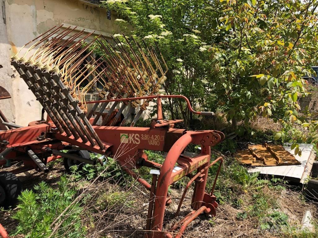 Krone Vario KS Obračalniki in zgrabljalniki