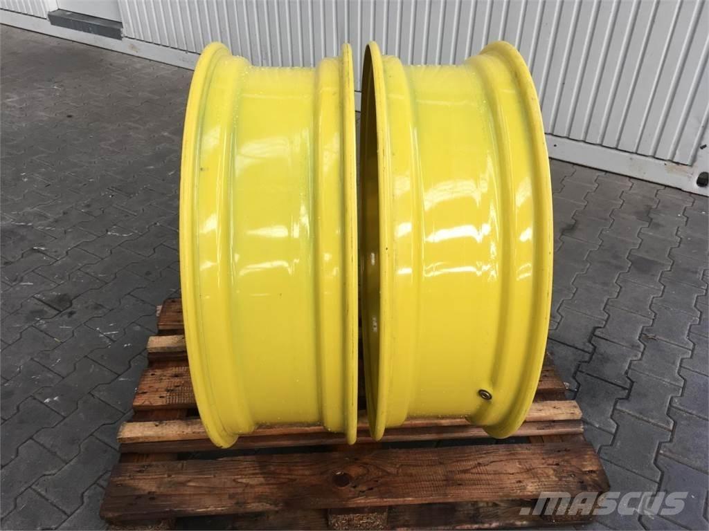 John Deere 10x34 Gume, kolesa in platišča