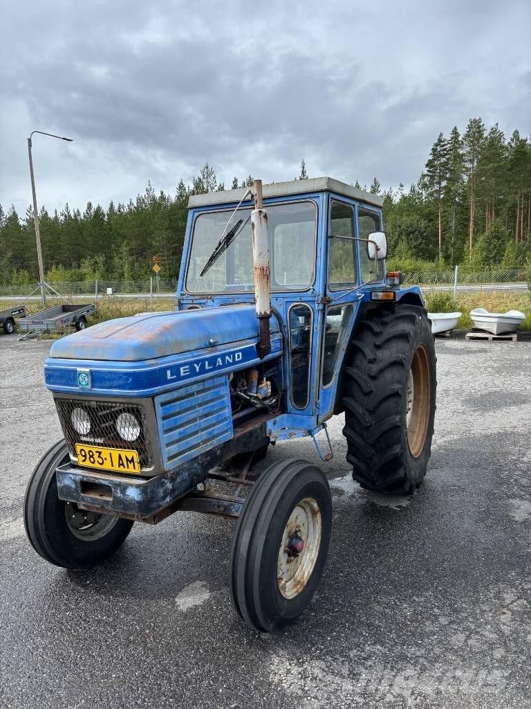 Leyland 270 Traktorji