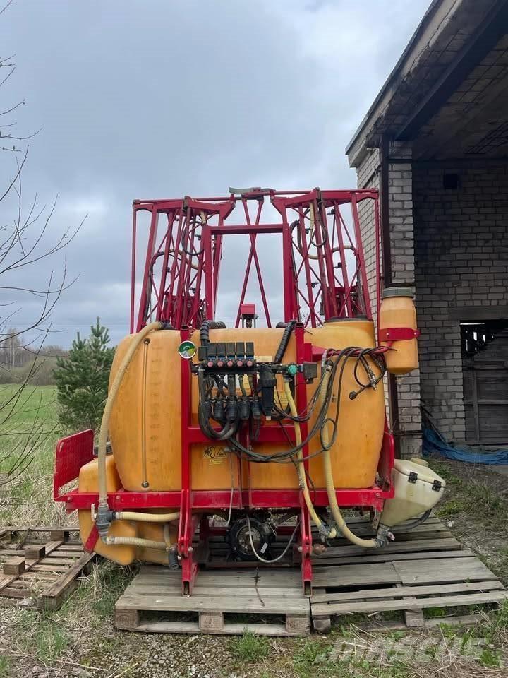 Junkkari 1300/4 Montirane škropilnice