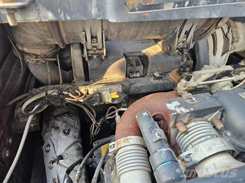 Doosan DX 380 LC-3 Bagri goseničarji