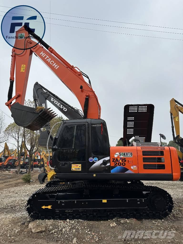 Hitachi ZX 200 Bagri goseničarji