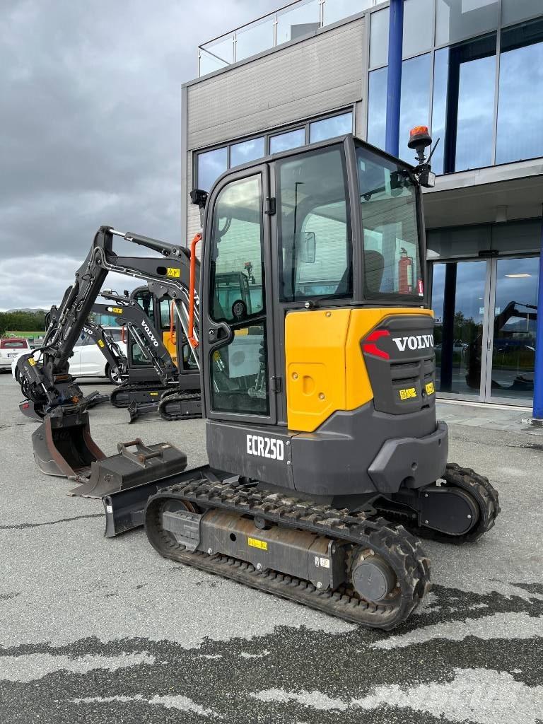 Volvo ECR 25 D Mini bagri <7t