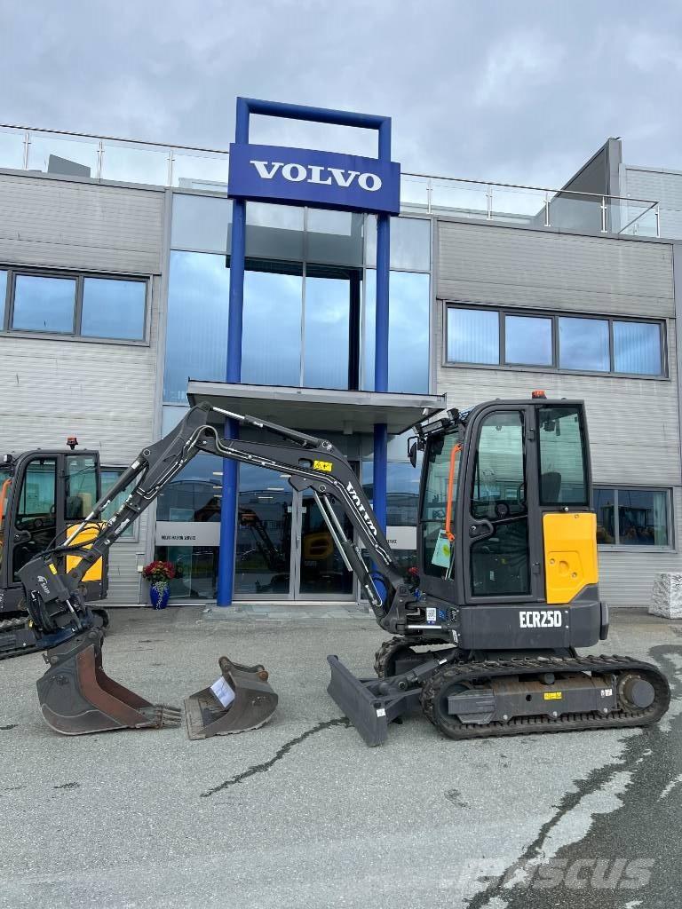 Volvo ECR 25 D Mini bagri <7t
