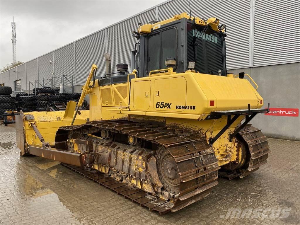 Komatsu D65PX-18 Buldožerji goseničarji