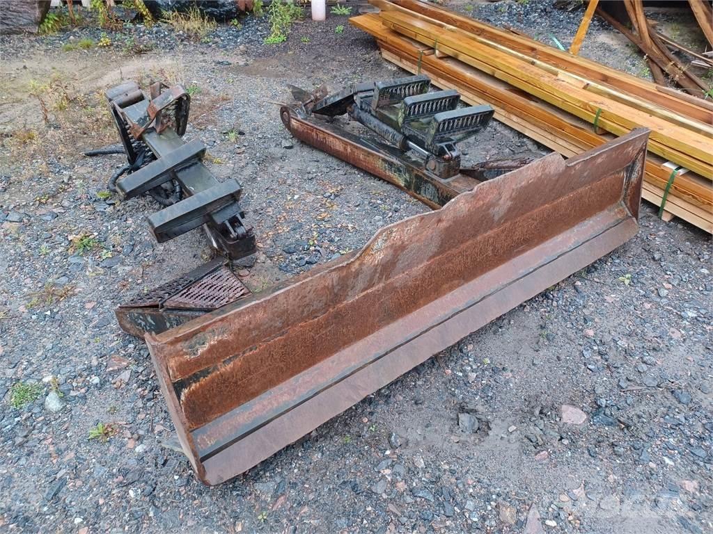 Valmet 890 Druge komponente