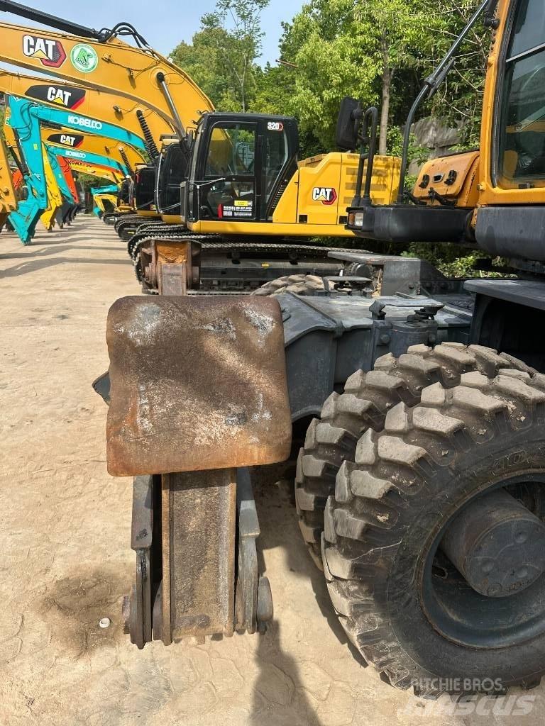Hyundai R210W-9 Bagri na kolesih