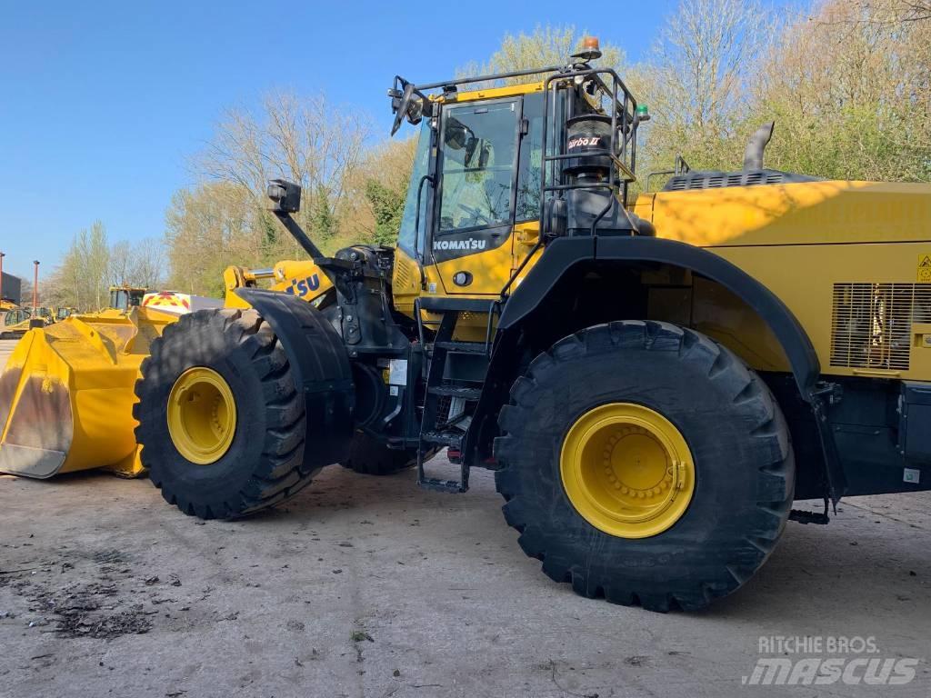 Komatsu WA470-8E0 Kolesni nakladalci