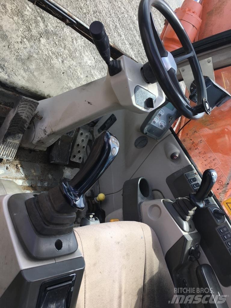 Fiat E175W Bagri na kolesih