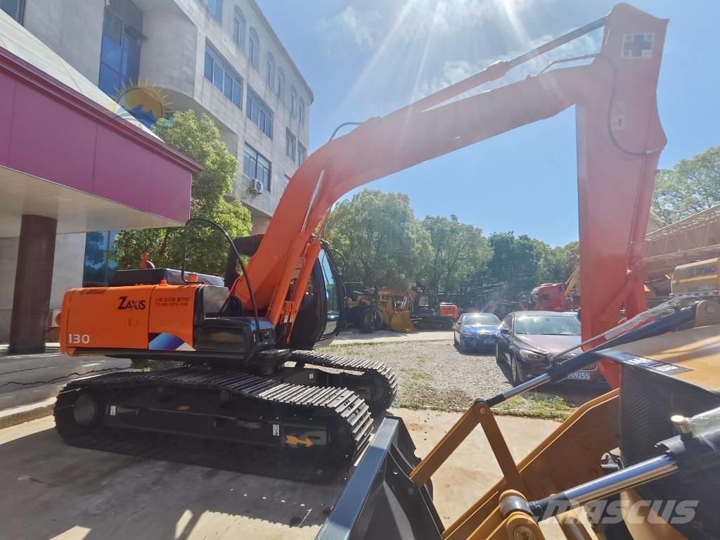 Hitachi ZX 130 Bagri goseničarji
