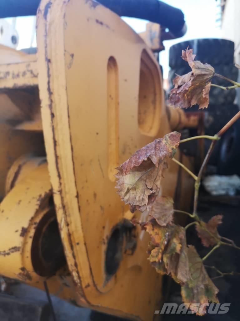 Liebherr 974 Bagri goseničarji
