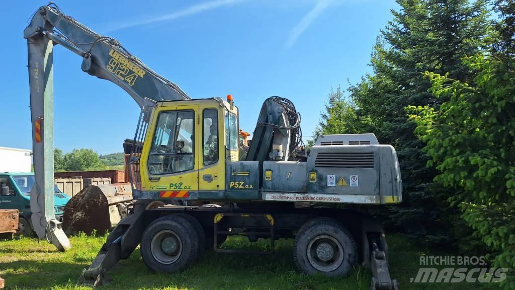 Liebherr A 924 Bagri na kolesih