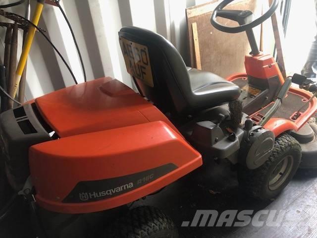 Husqvarna R216 Vrtni traktor kosilnice