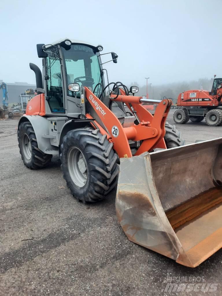 Atlas Weycor AR550 Kolesni nakladalci