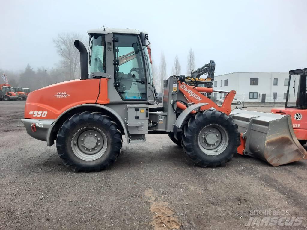 Atlas Weycor AR550 Kolesni nakladalci