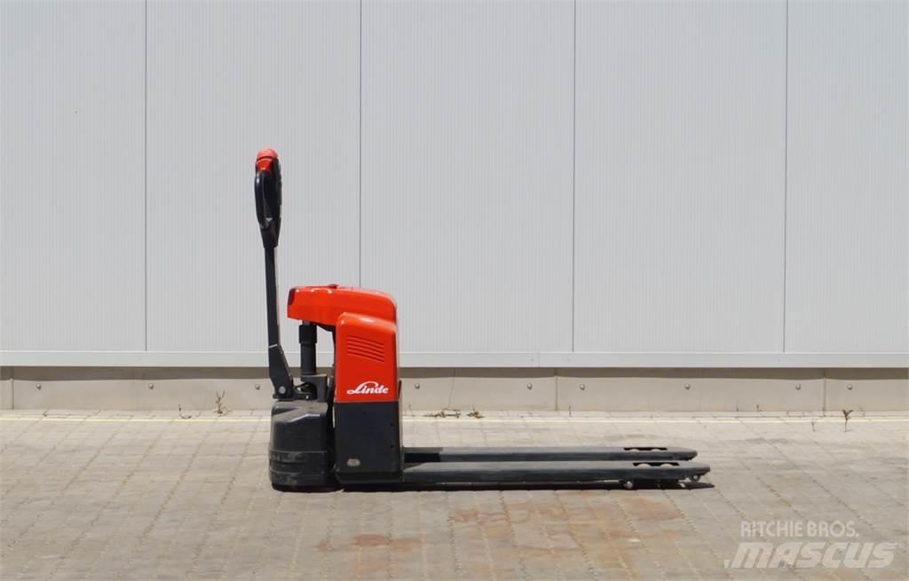 Linde MT15 Električni nizko dvižni viličar