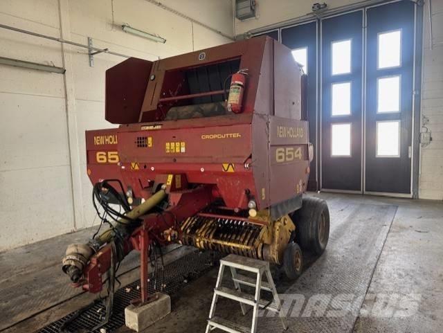 New Holland 654 Balirke (okrogle bale)