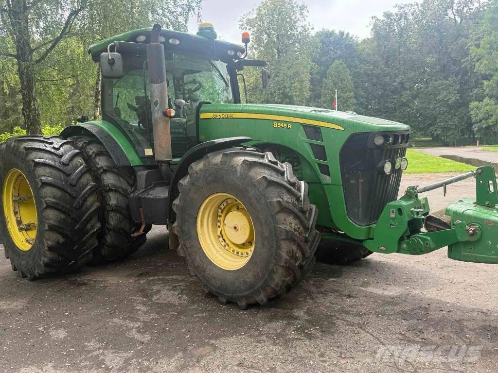 John Deere 8345 R Traktorji