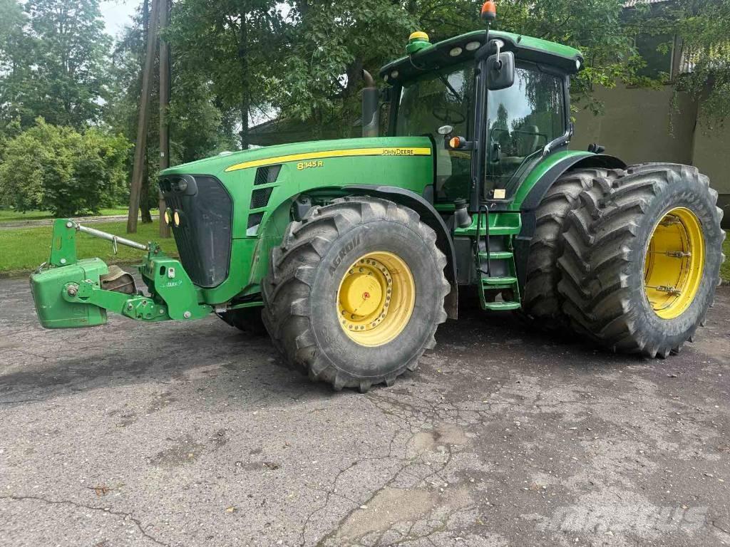 John Deere 8345 R Traktorji