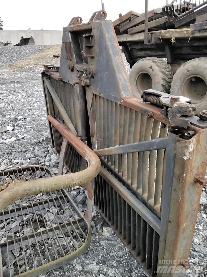 Valmet 860 Druge komponente