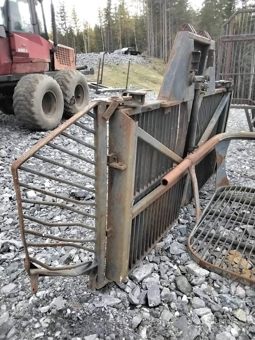 Valmet 860 Druge komponente