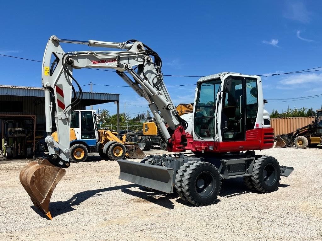 Takeuchi TB 295 Bagri na kolesih