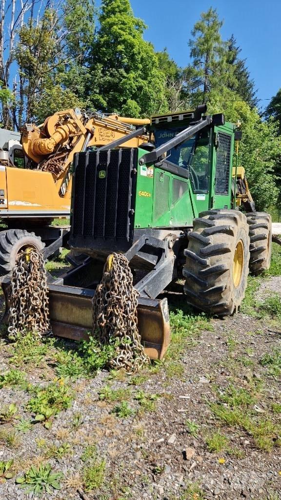 John Deere 640 G III Skiderji