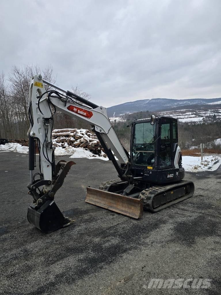 Bobcat E 60 Mini bagri <7t