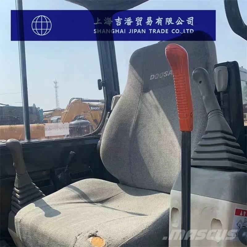 Doosan DH 55 Mini bagri <7t