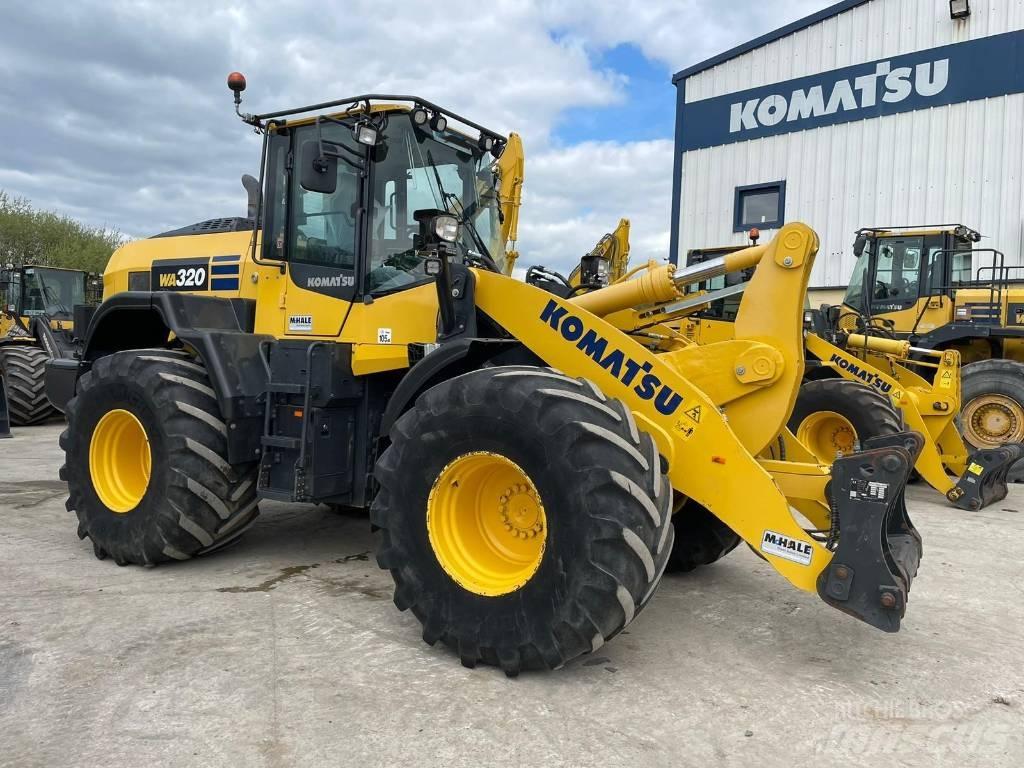 Komatsu WA320-8 Kolesni nakladalci