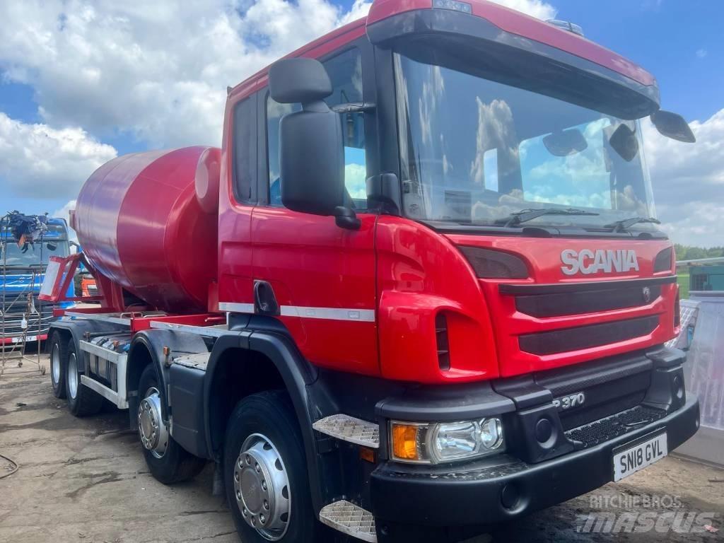 Scania P 370 Kiper tovornjaki