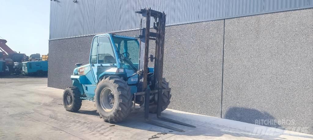 Manitou M 26.4 Terenski viličar