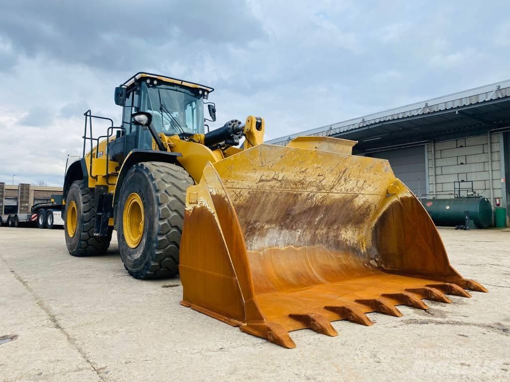 CAT 972 Kolesni nakladalci