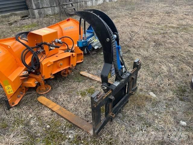 Multione 8.4 S Skid steer mini nakladalci