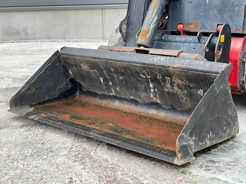 JCB R260 Skid steer mini nakladalci